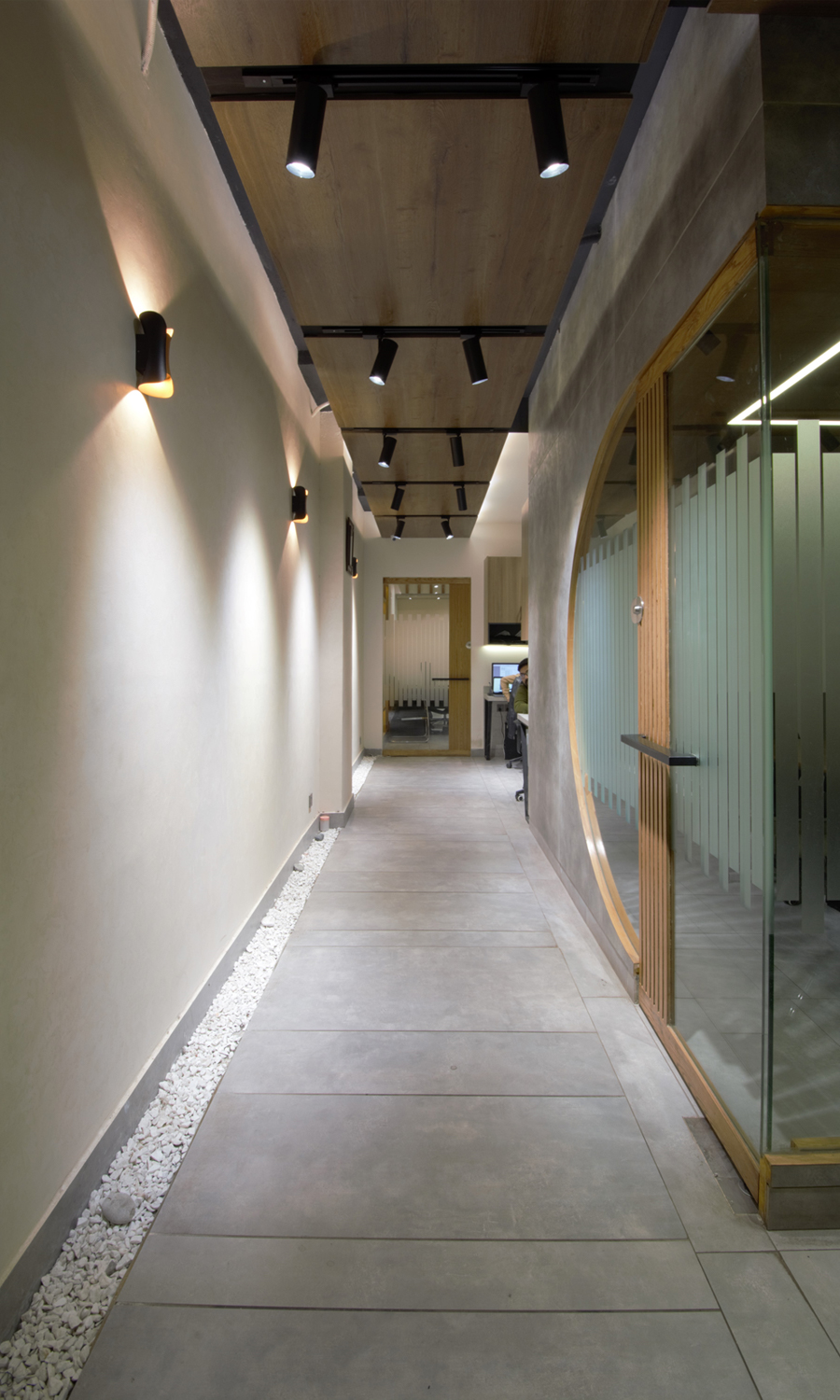 Microtel Office (11)